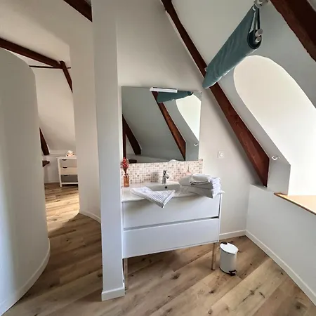 Vaugoubert Bed & Breakfast *