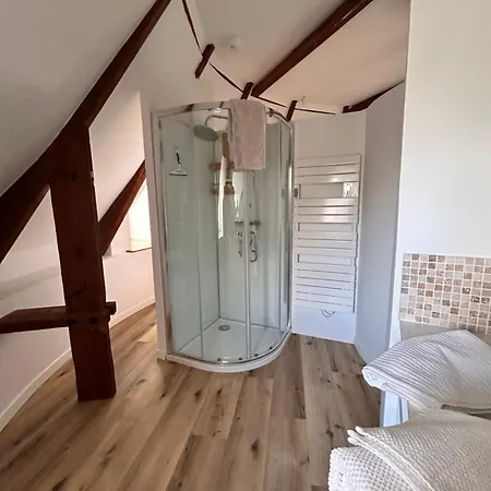 Bed & Breakfast Vaugoubert 3*