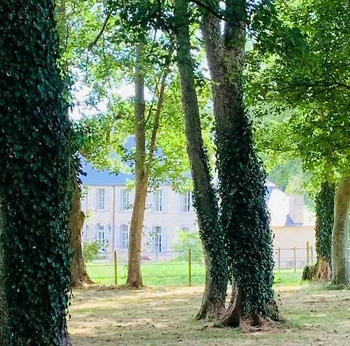 Vaugoubert فندق مبيت وإفطار Saint-Germain-de-Varreville