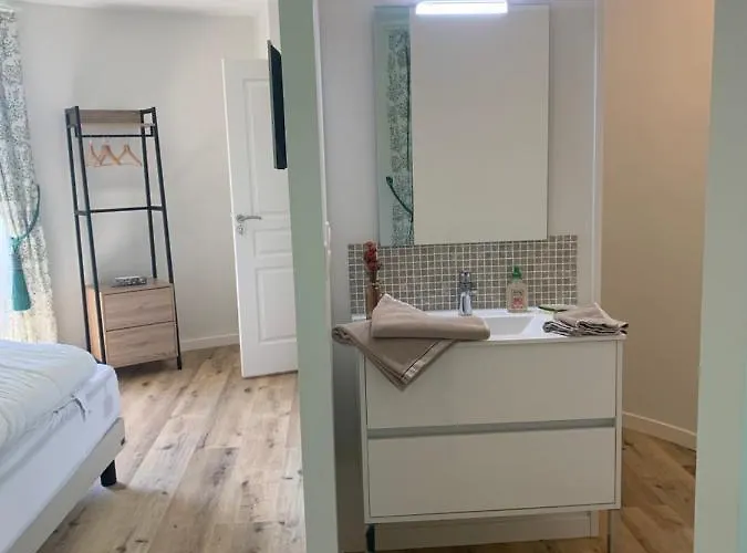 Nocleg ze śniadaniem Vaugoubert Saint-Germain-de-Varreville